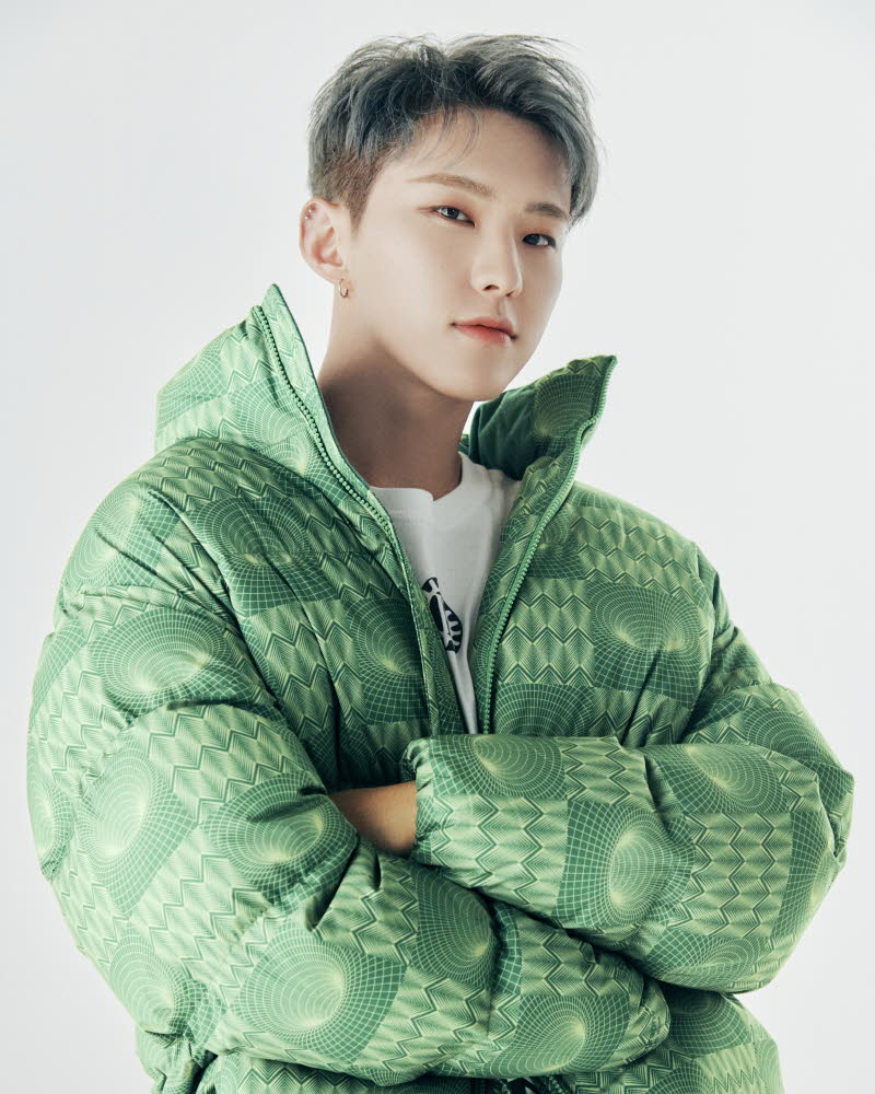 【THE MOZZ】[Premium] Pudding Duck Down Short Padding Poduszka pluszowa maskotka pudding kurczaczki maskotki dla